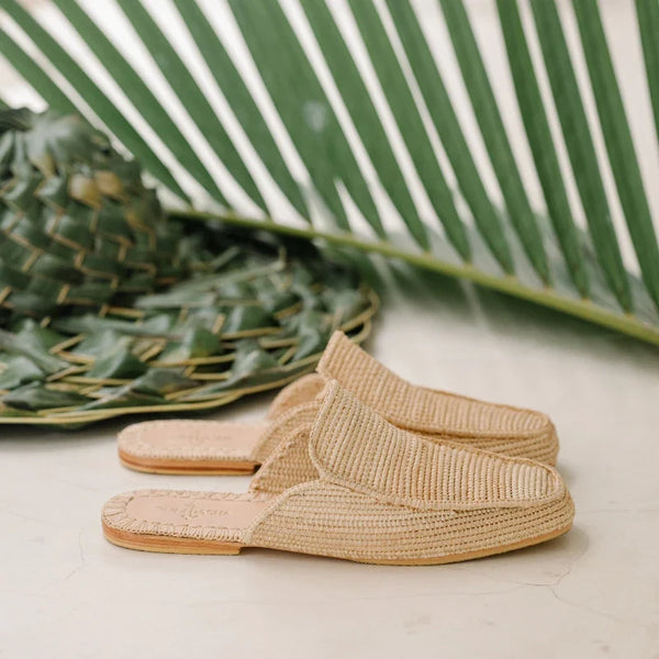 Munas Women's Slip-Ons Natural Beige