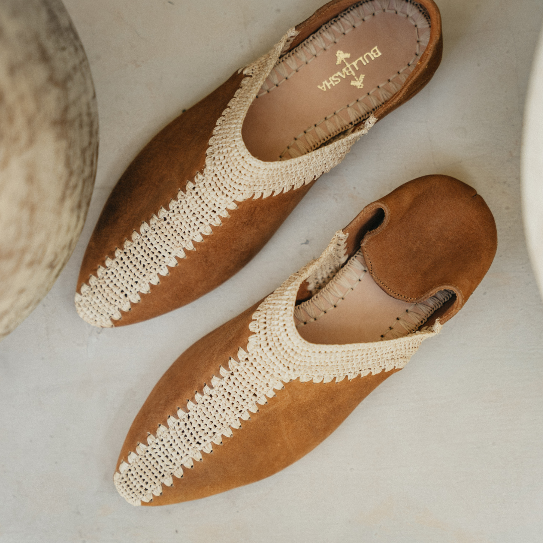 Taos Women's Shoes Sandy