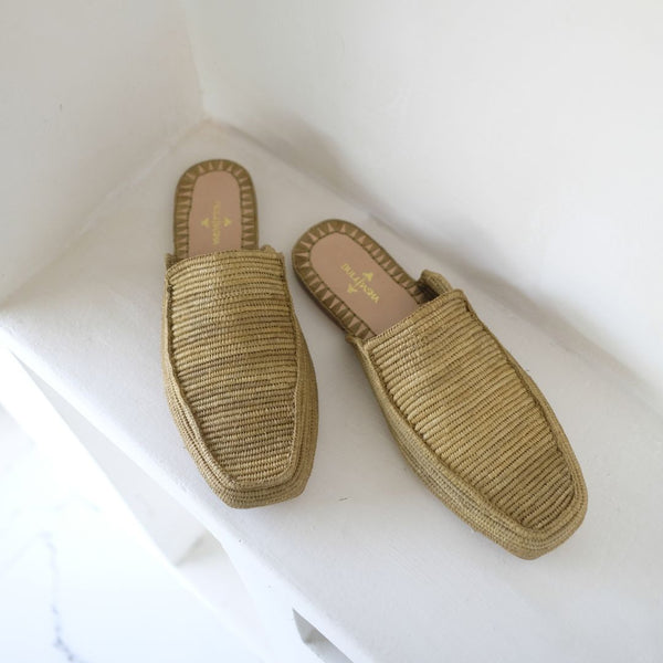 Munatas Men’s Mules Ochre